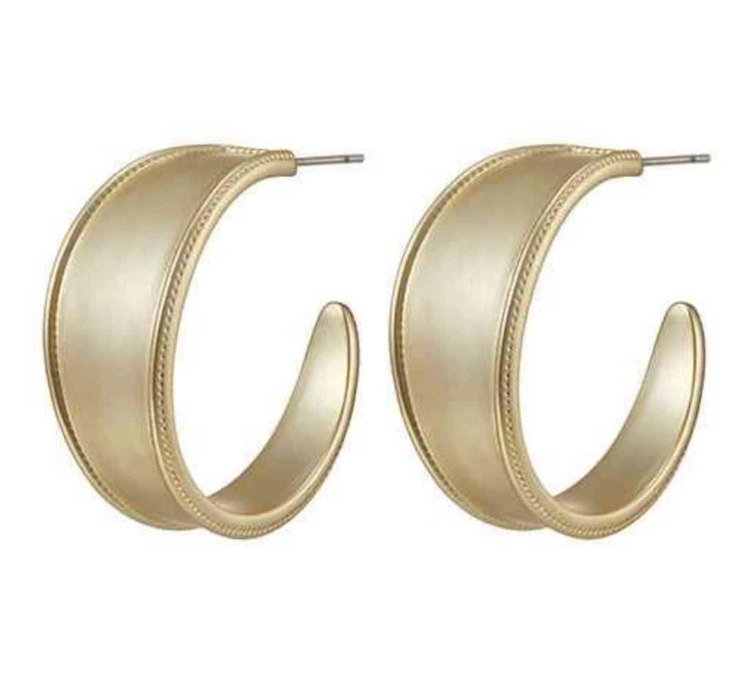 Matte Gold Medium Hoop