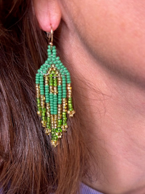 Que Color Mini Chandelier Earrings