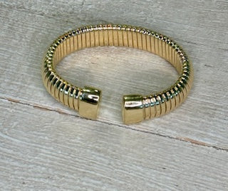 Omega Cuff