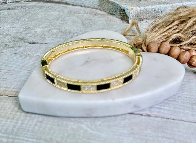 So Chic Bangle Bracelet